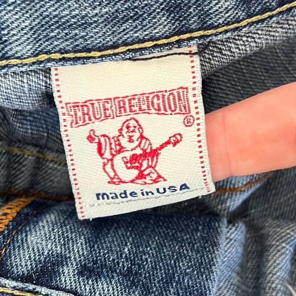Vintage True Religion Billy Cutoff Jean Shorts Embroidered Boho USA Mens Size 40
